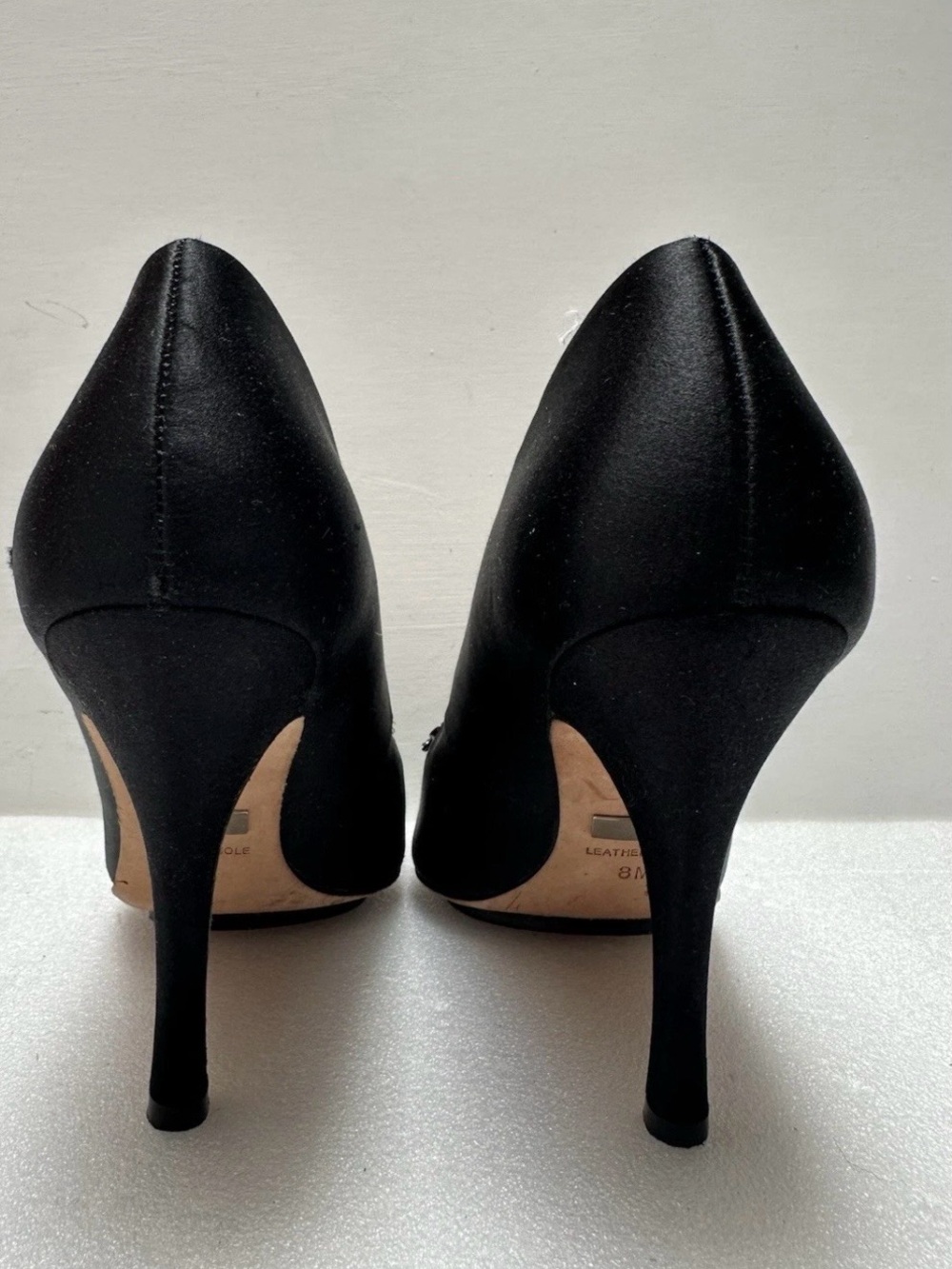 Badgley Mischka Monique Black Satin Open Toe Pumps Stiletto Shoes Black Size 8 - Picture 4 of 9